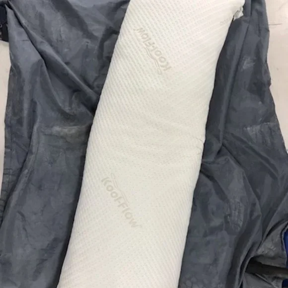 Snuggle-Pedic Long Body Pillow & Cuddledown Pillowcase - Picture 2 of 5